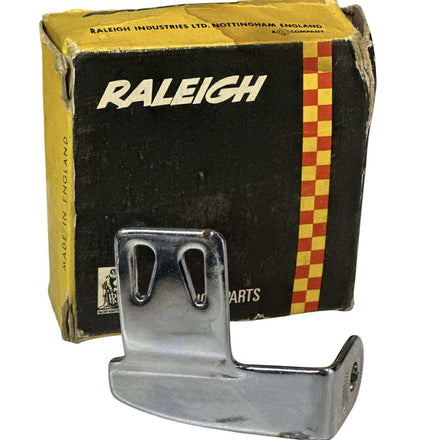 Raleigh NOS Bracket for Reflector or Light, Chrome Finish.