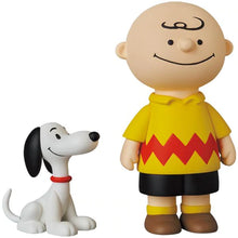 Load image into Gallery viewer, Medicom Toy UDF Peanuts Series 12 - 50s Charlie Brown and Snoopy

