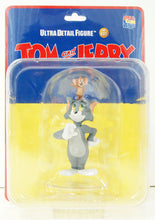 Load image into Gallery viewer, Medicom Toy UDF Tom and Jerry - Jerry on Tom&#39;s Head
