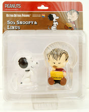 Load image into Gallery viewer, Medicom Toy UDF Peanuts Series 12 - 50s Snoopy and Linus
