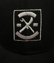 Load image into Gallery viewer, Saint Side - MNML CNL Cap Black
