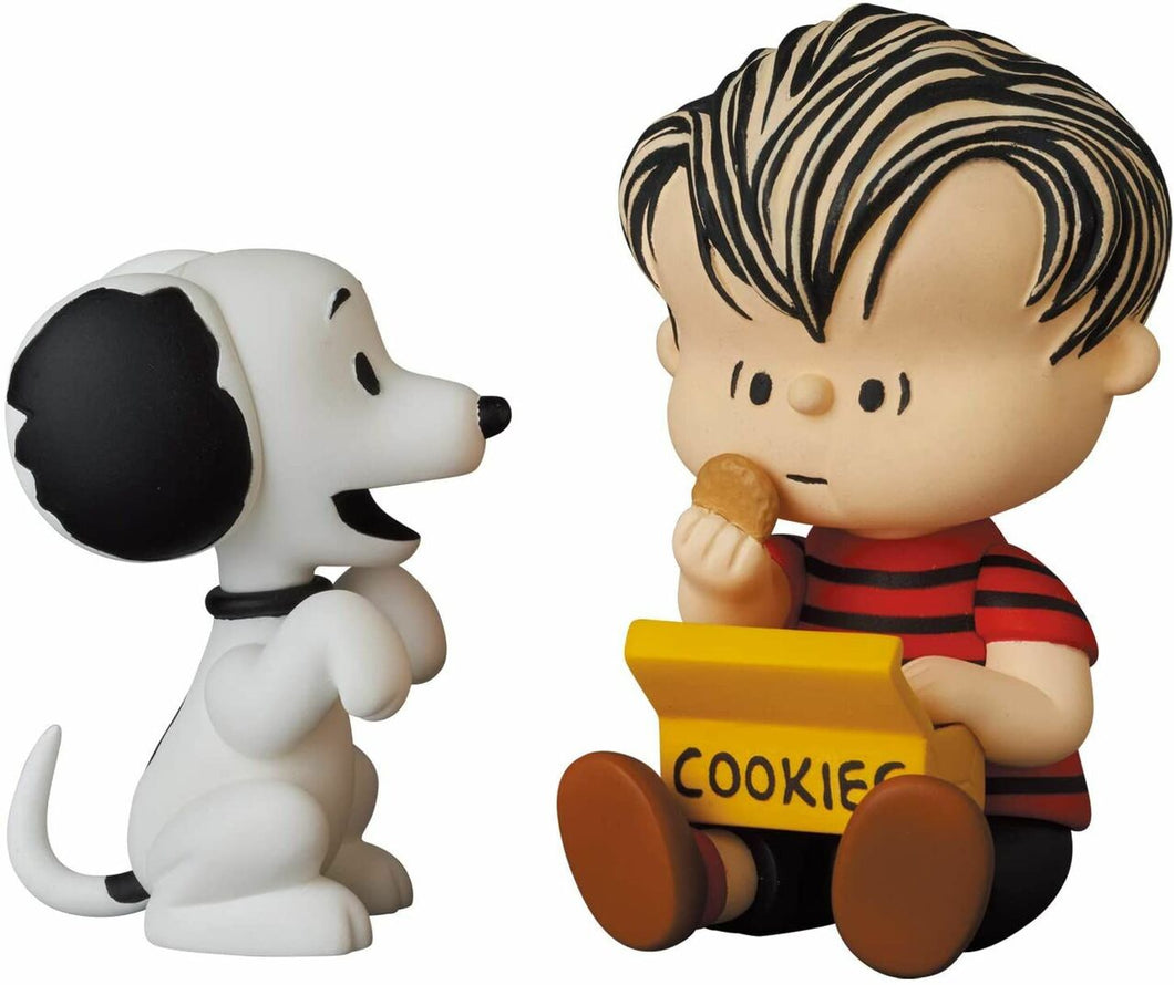Medicom Toy UDF Peanuts Series 12 - 50s Snoopy and Linus