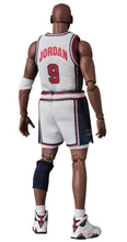 Load image into Gallery viewer, Medicom Michael Jordan MAFEX Action Figure No. 100 1992 Olympics USA Dream Team Version
