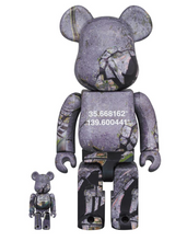 Load image into Gallery viewer, Medicom Toy BE@RBRICK - Benjamin Grant &quot;OVERVIEW&quot; TOKYO 100% &amp; 400% Bearbrick
