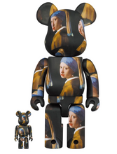 Load image into Gallery viewer, Medicom Toy BE@RBRICK - Johannes Vermeer &quot;Girl with a Pearl Earring&quot; 100% &amp; 400% Bearbrick
