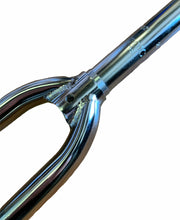 Load image into Gallery viewer, 700C x 25X Chrome Racer Fork
